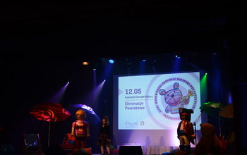  (photo)