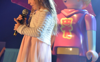  (photo)