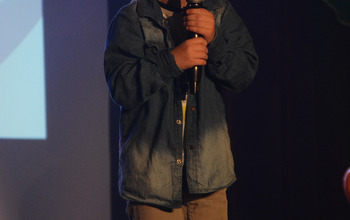  (photo)