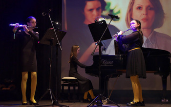 (photo)