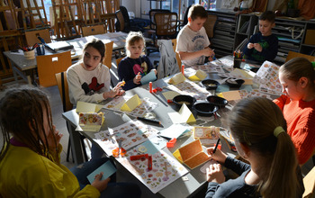  (photo)