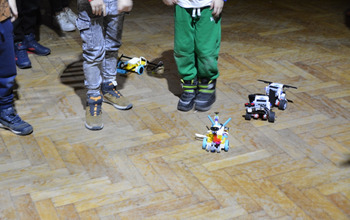  (photo)