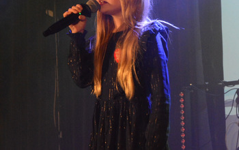  (photo)