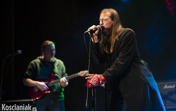  (photo)