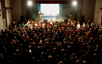  (photo)
