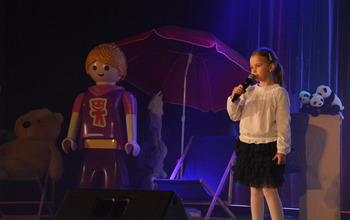 (photo)