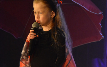  (photo)